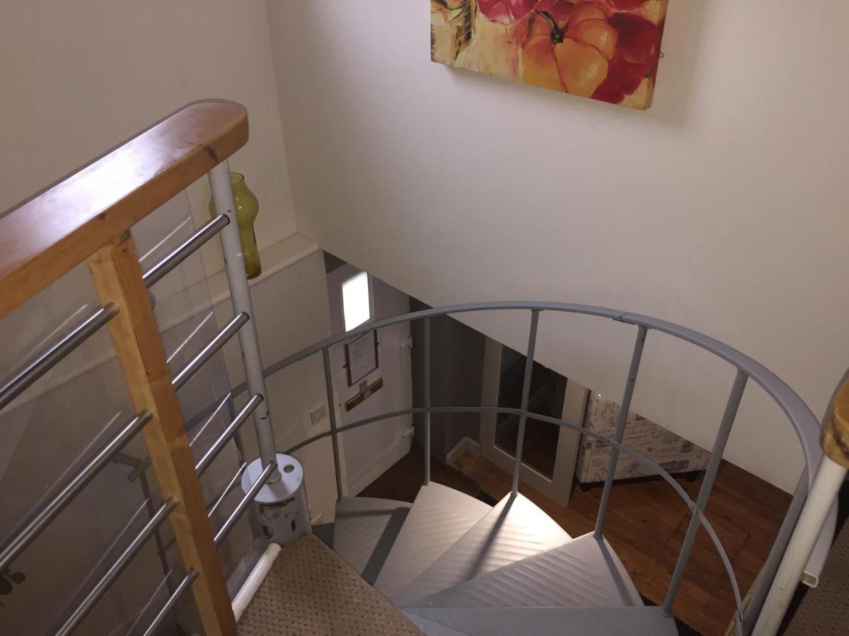 Large 2-Bed House Derbyshire Off Chatsworth Rd Chesterfield Exteriör bild