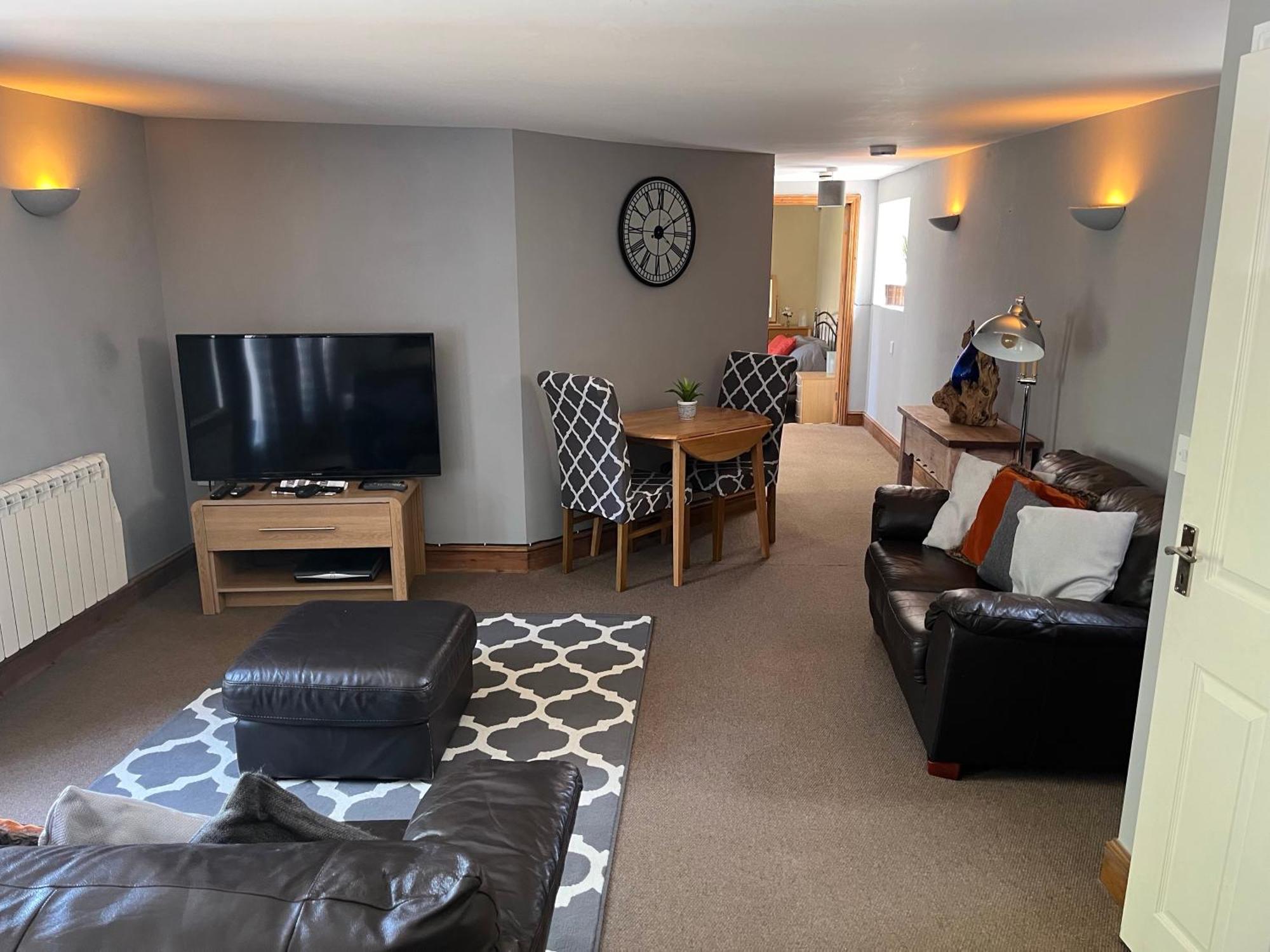 Large 2-Bed House Derbyshire Off Chatsworth Rd Chesterfield Exteriör bild
